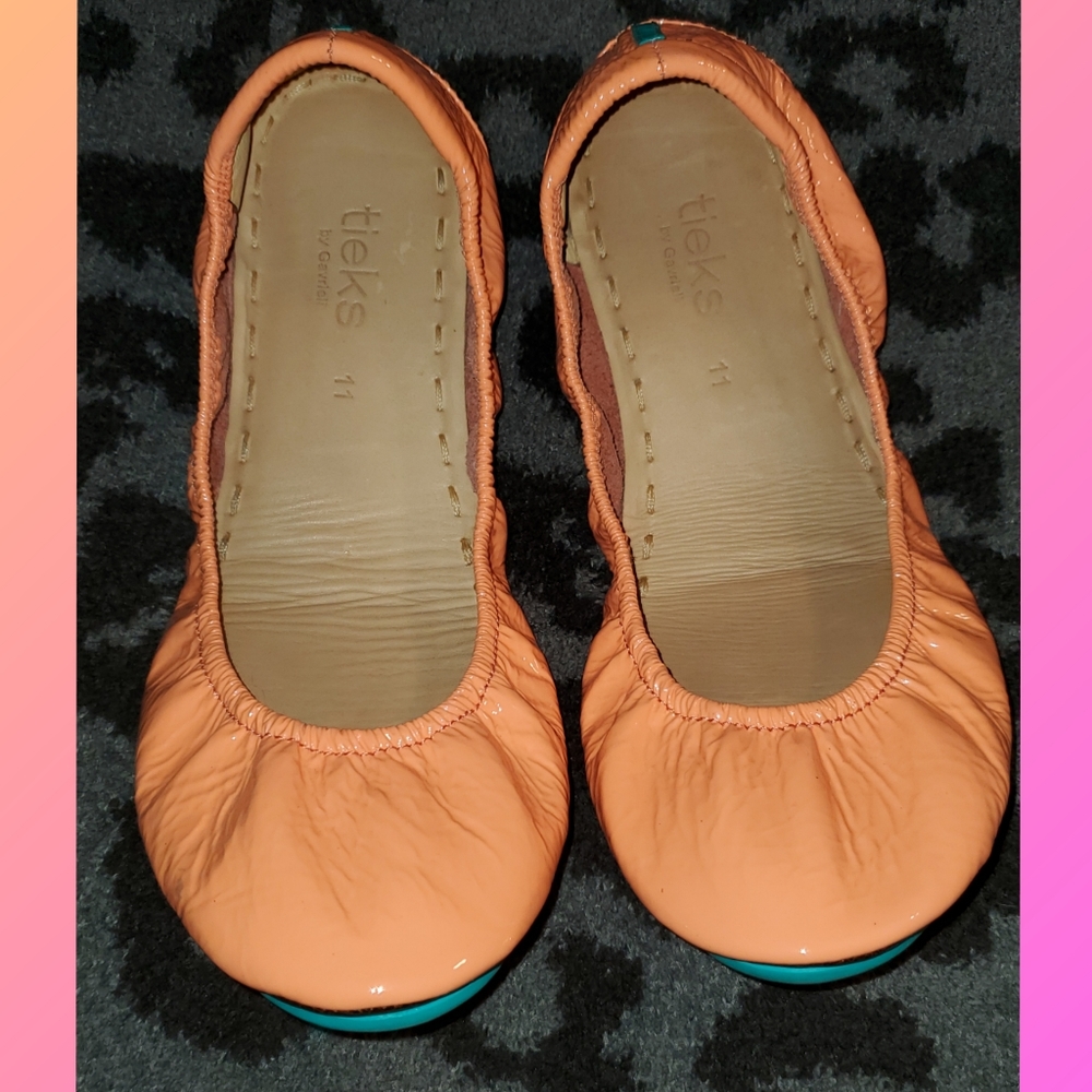 Coral Tieks, Size 11